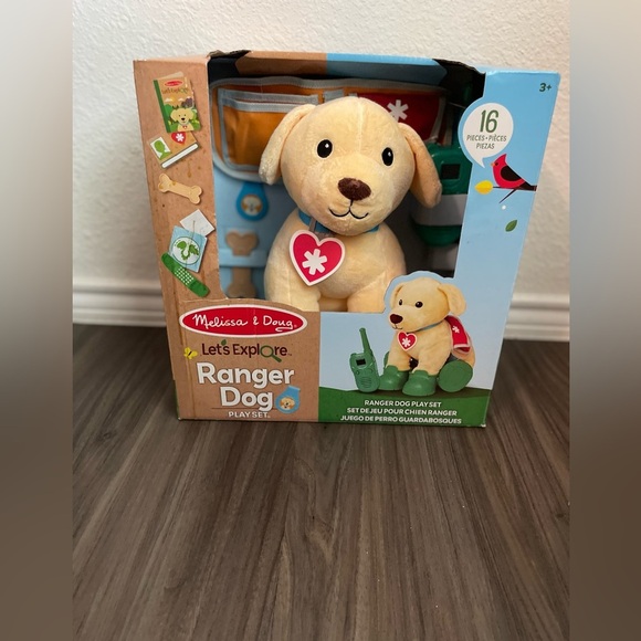 Melissa & Doug Let's Explore Ranger Dog Play Set 16 piece-NWT - Picture 5 of 6